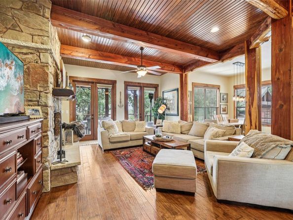 7229 Trident LN, Jonestown TX 78645