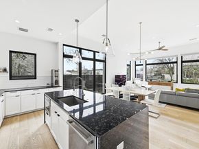 2106 Allwood DR D, Austin TX 78704