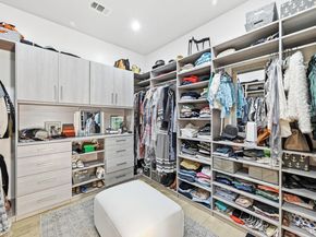 2106 Allwood DR D, Austin TX 78704