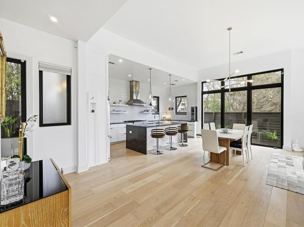 2106 Allwood DR D, Austin TX 78704