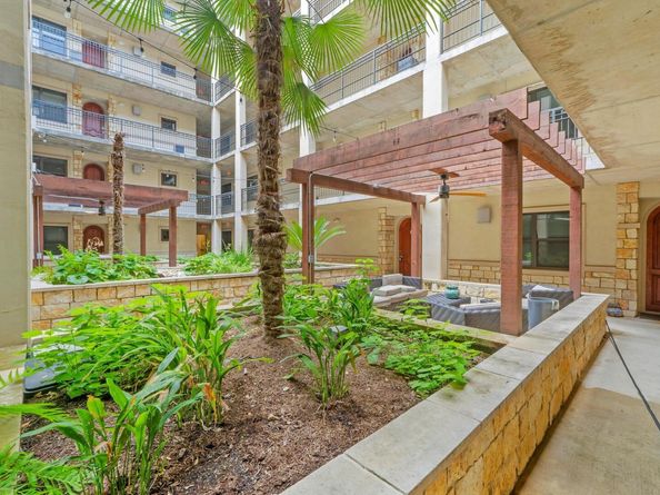 1812 West Ave 302, Austin TX 78701