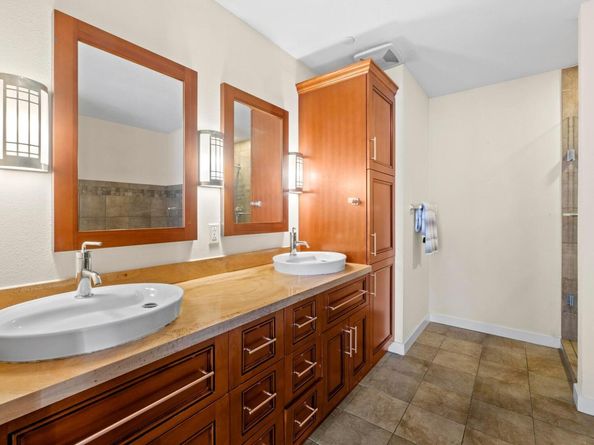 1812 West Ave 302, Austin TX 78701