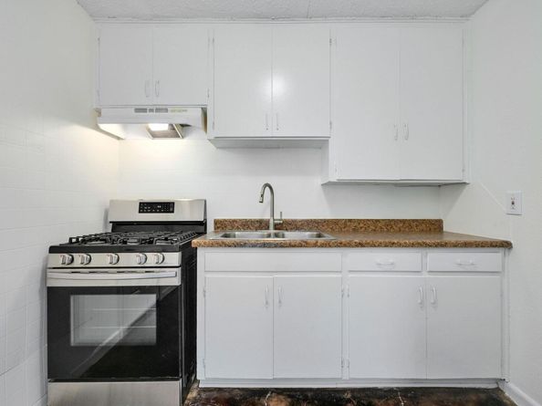 1606 Singleton Ave, Austin TX 78702