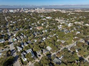 1606 Singleton Ave, Austin TX 78702