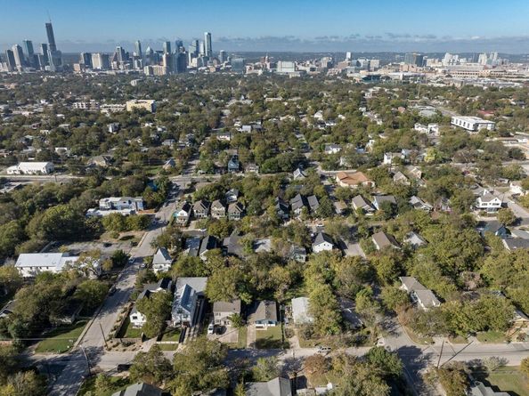 1606 Singleton Ave, Austin TX 78702