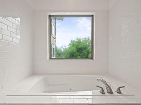 1131 Poquito ST A, Austin TX 78702