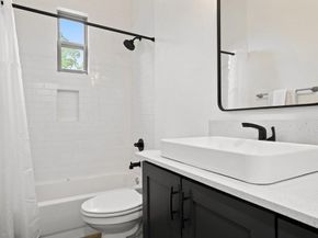 1131 Poquito ST A, Austin TX 78702