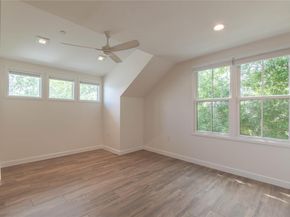5805 Chesterfield Ave, Austin TX 78752