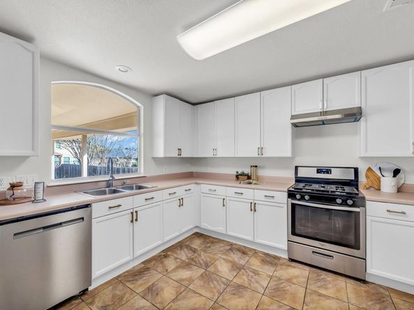 7016 Albacete LN, Round Rock TX 78681
