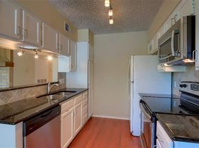 908 Poplar ST 203, Austin TX 78705