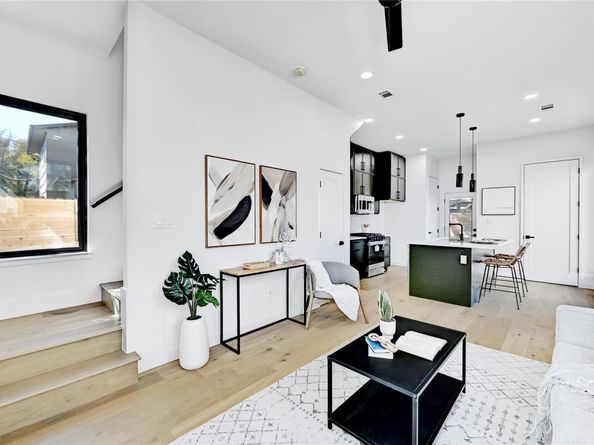 2717 Lyons RD 2, Austin TX 78702