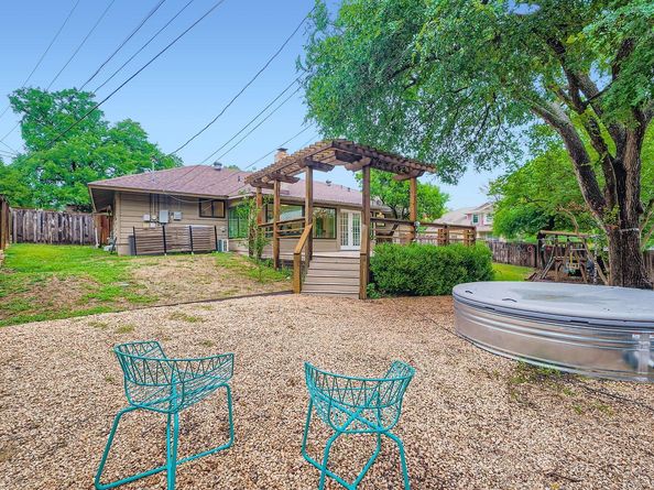 3501 Fleetwood DR, Austin TX 78704