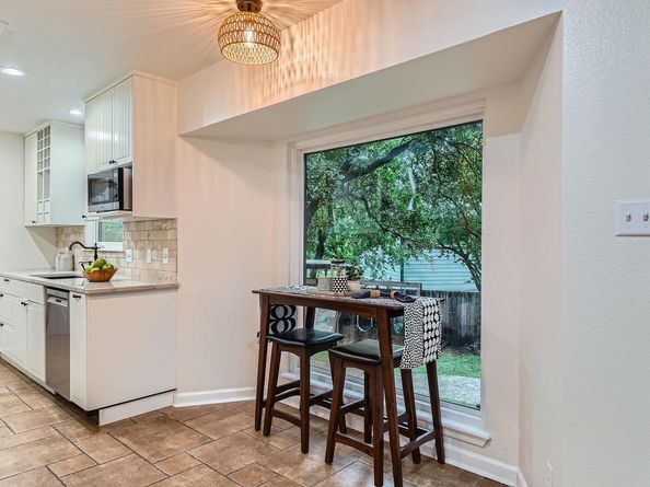 3501 Fleetwood DR, Austin TX 78704