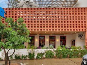 800 Embassy DR 602, Austin TX 78702
