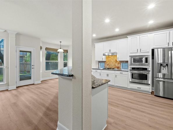 2509 Salorn WAY, Round Rock TX 78681