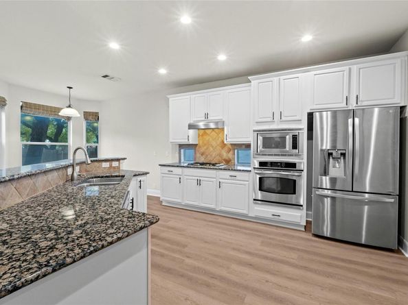 2509 Salorn WAY, Round Rock TX 78681