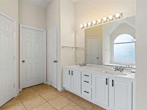 2509 Salorn WAY, Round Rock TX 78681
