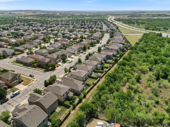 6729 Sunderland TRL, Austin TX 78747