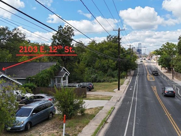 2103 E 12th ST, Austin TX 78702