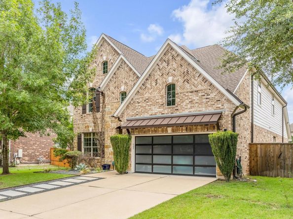 2421 Turtle Mountain BND, Austin TX 78748