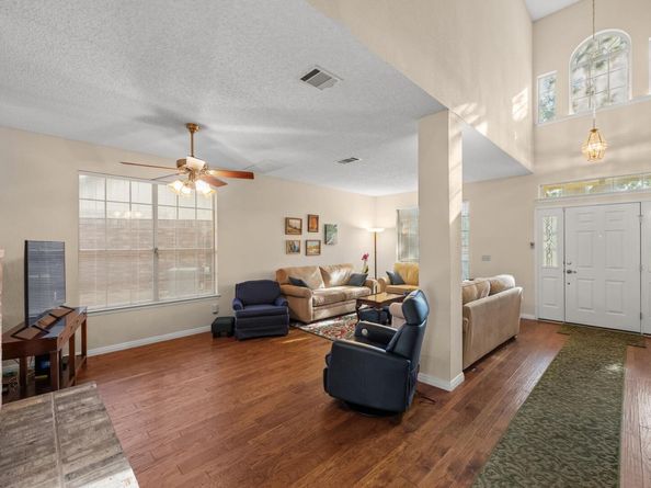 7402 Maricopa CV, Austin TX 78749