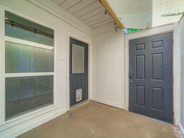 6718 Silvermine DR 1704, Austin TX 78736