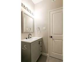 203 E 31st ST 104, Austin TX 78705