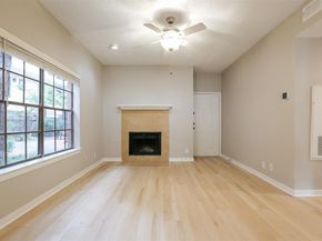 203 E 31st ST 104, Austin TX 78705