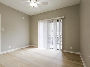 203 E 31st ST 104, Austin TX 78705