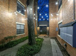 203 E 31st ST 104, Austin TX 78705