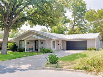 1601 Northridge DR