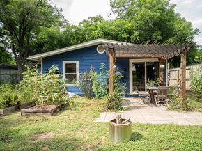 3303 Thompson ST, Austin TX 78702