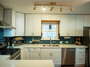 3303 Thompson ST, Austin TX 78702