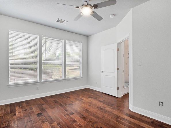 114 Aria RDG 802, Lakeway TX 78738