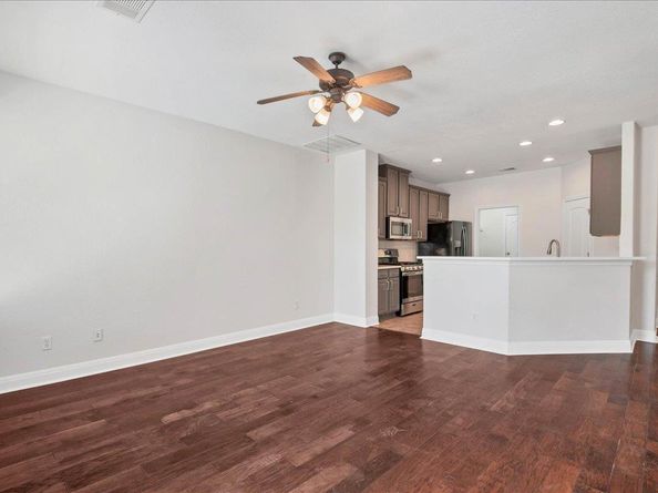 114 Aria RDG 802, Lakeway TX 78738