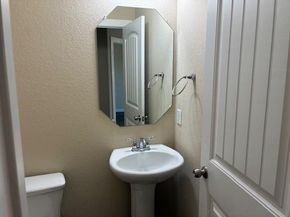 1004 Lost Pines LN, Cedar Park TX 78613