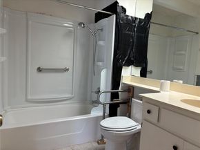 1748 Ohlen RD 9, Austin TX 78757