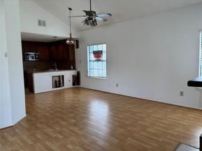 1748 Ohlen RD 9, Austin TX 78757