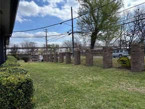 1748 Ohlen RD 9, Austin TX 78757