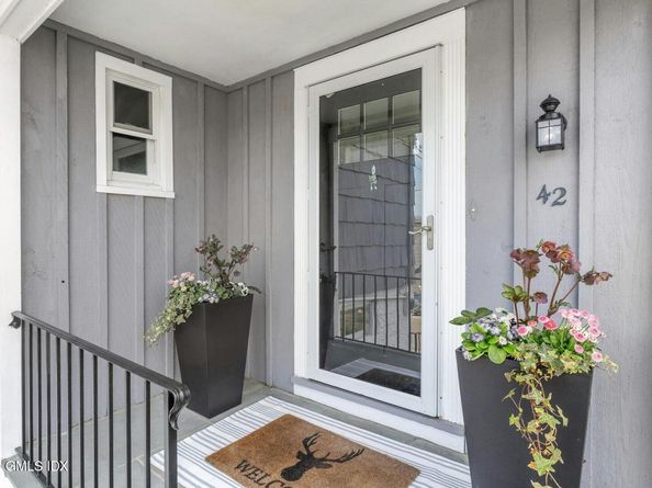 42 Nicholas Avenue, Greenwich CT 06831
