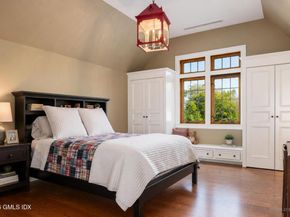 19 Khakum Drive, Greenwich CT 06831