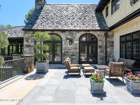 19 Khakum Drive, Greenwich CT 06831