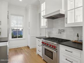 25 Woodland Drive C, Greenwich CT 06830