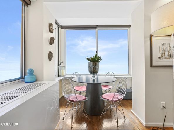 15 Lafayette Court 4D, Greenwich CT 06830