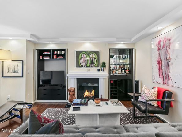 15 Lafayette Court 4D, Greenwich CT 06830