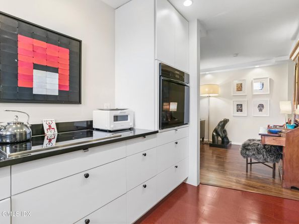 15 Lafayette Court 4D, Greenwich CT 06830