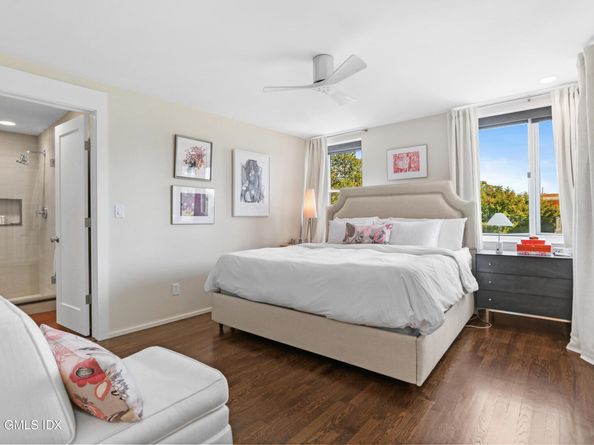 15 Lafayette Court 4D, Greenwich CT 06830