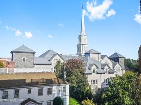15 Lafayette Court 4D, Greenwich CT 06830