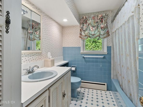 17 Cornwall Road, Norwalk CT 06850