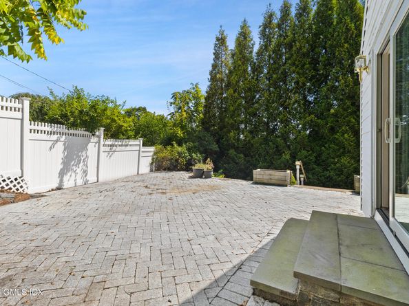 17 Cornwall Road, Norwalk CT 06850